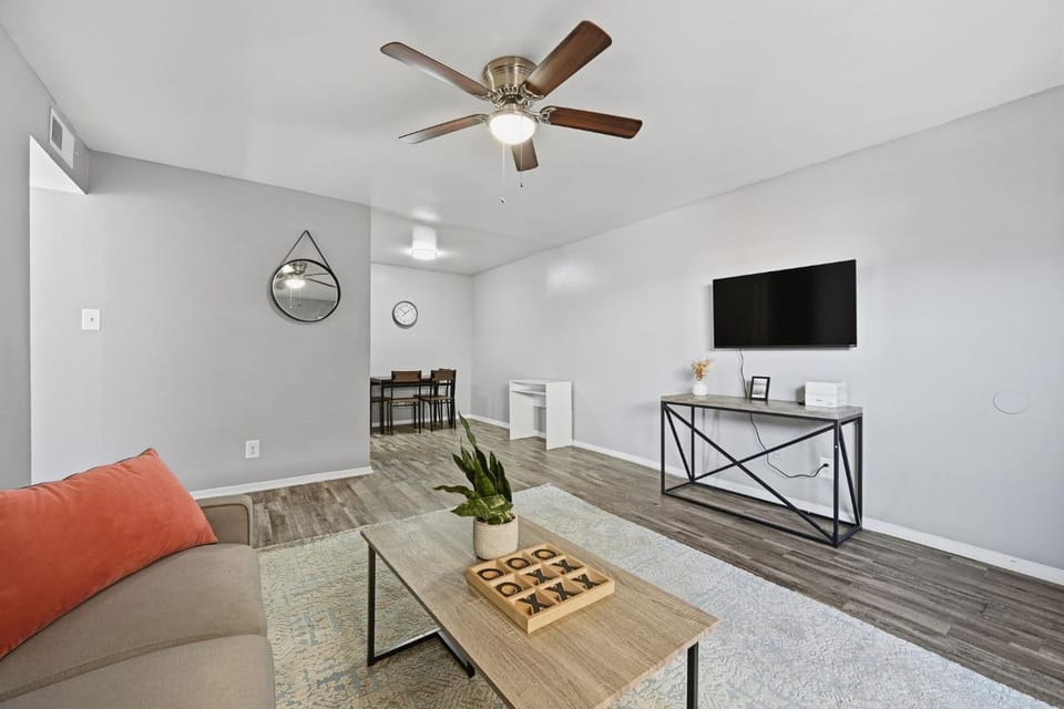 Denton pad with 2BR comfort Apartment in Denton