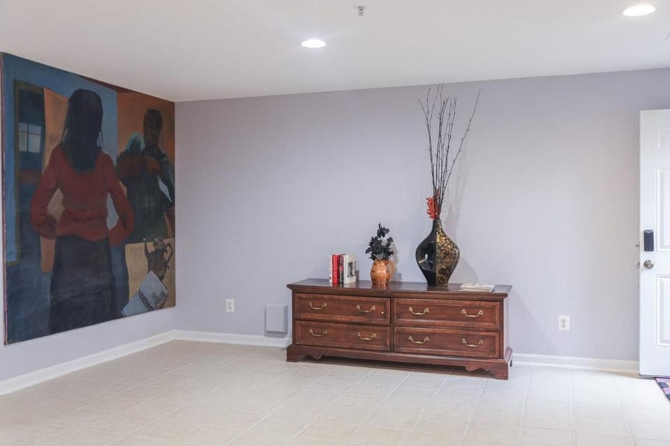 Stylish Studio Escape - Calm & Convenient Lanham Apartment in Prince Georges County