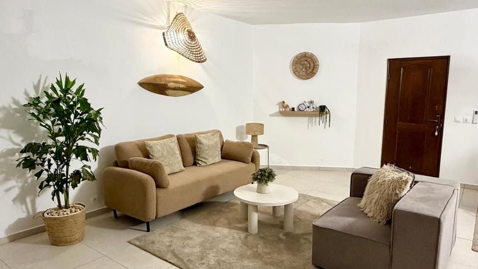 Grain de Sable - F3 de charme avec Spa à Cocody-Angré Apartment in Africa