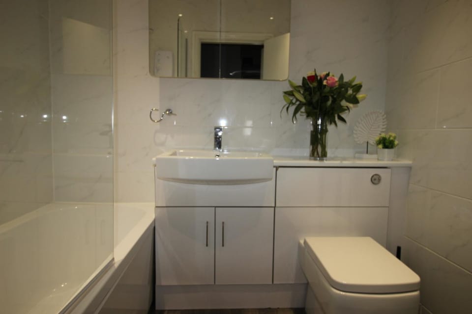 Cornerhouse Apartments 2 Sleeps 8 Apartment in Llandudno