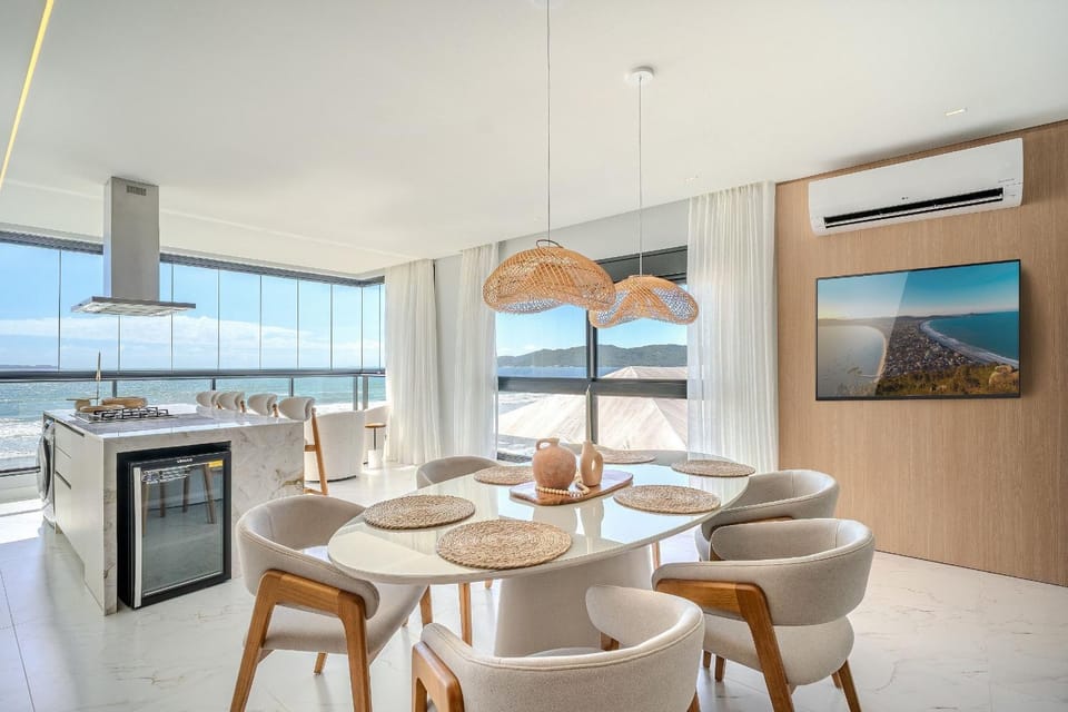Natural landscape, Dining area, oven