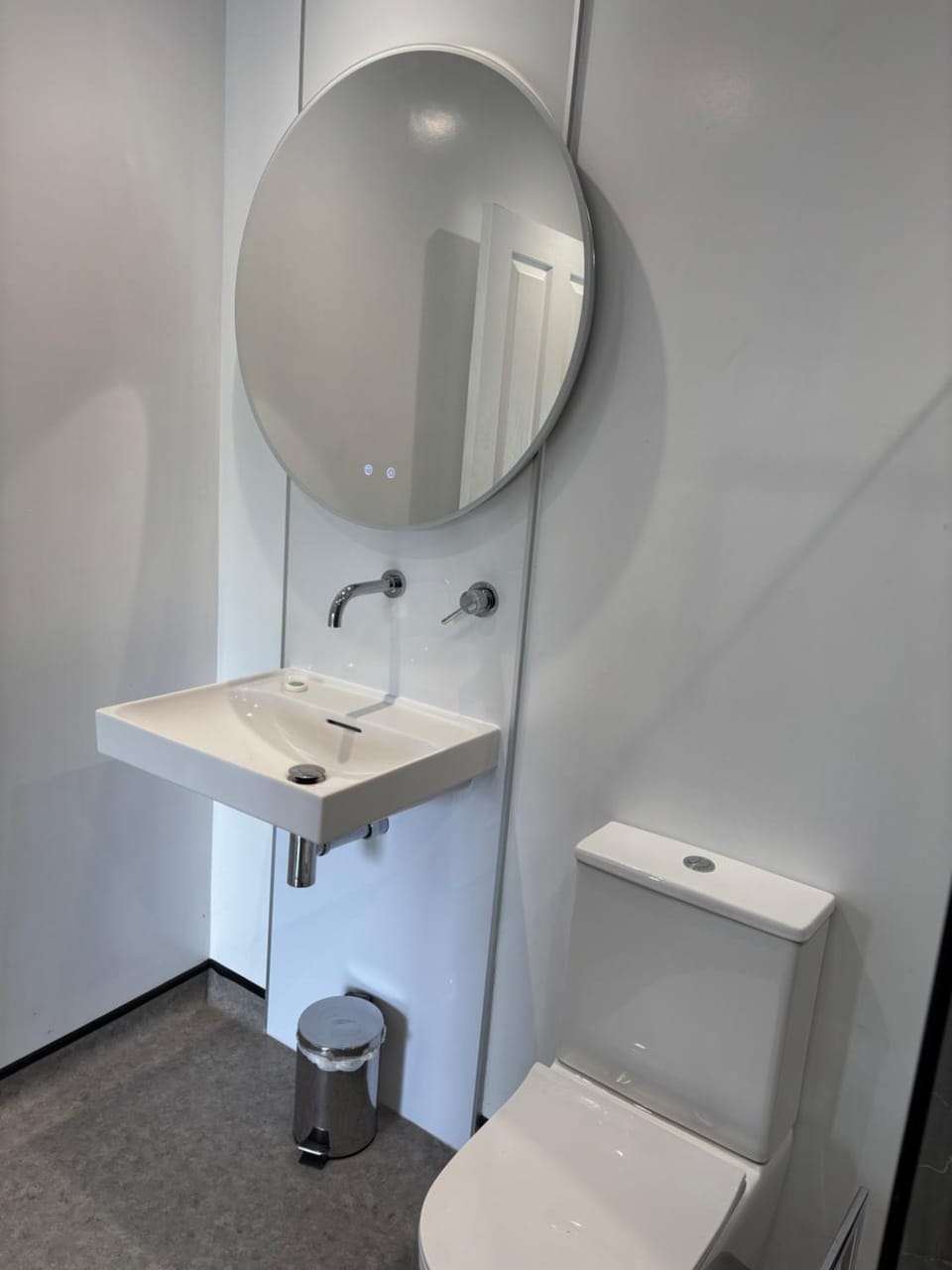 Lincoln Holiday Retreat Cottage with Private Hot Tub House in Lincoln