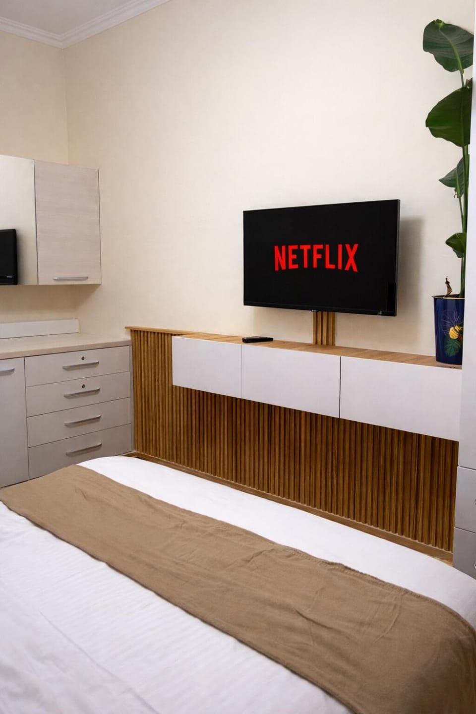 TV and multimedia, Bedroom