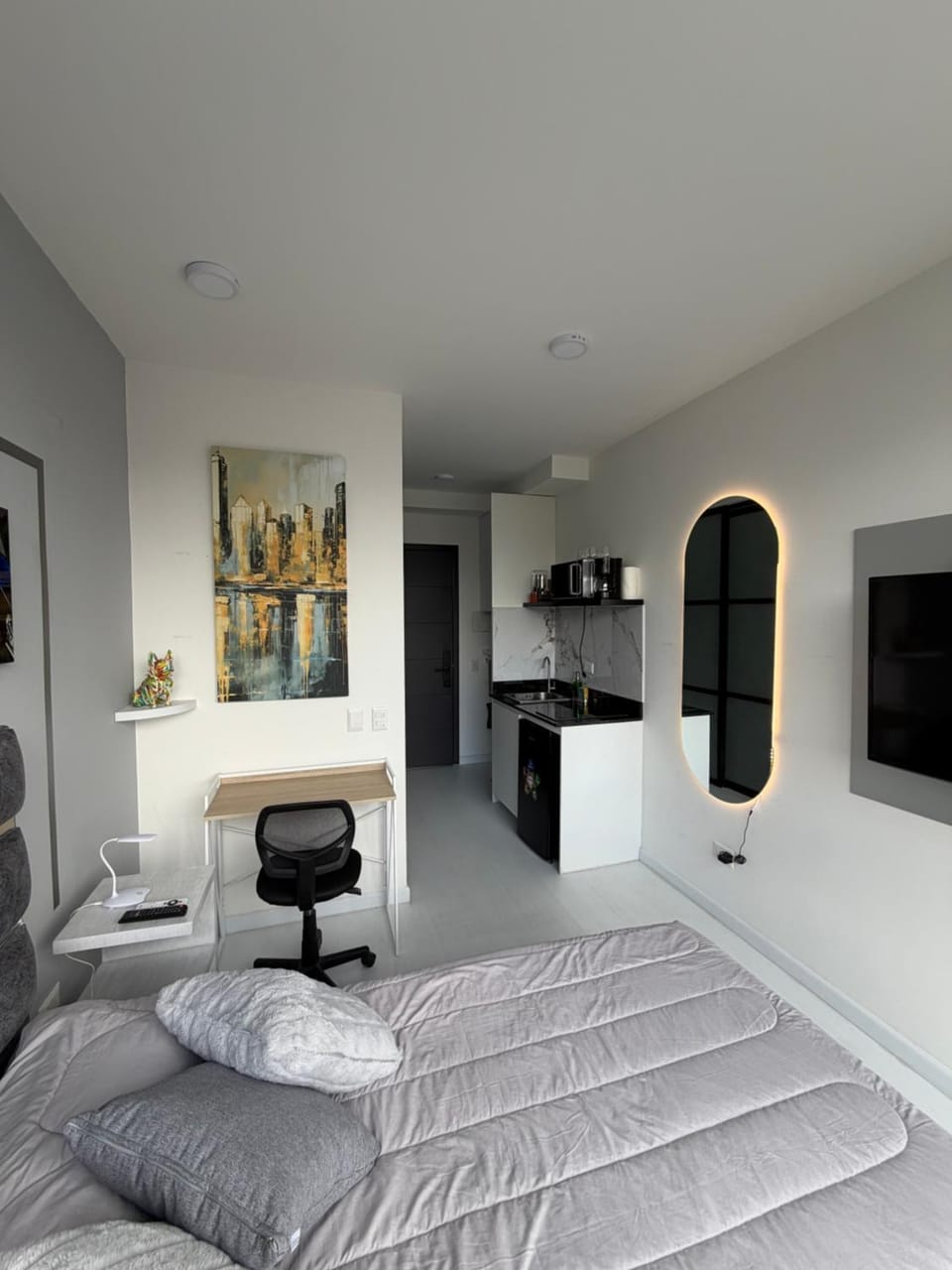 Loft Calle 93, Luxury Stay, Fast WiFi, Parque 93 Apartment in Bogota