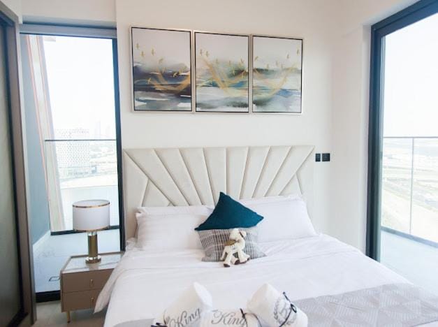 Binghatti canal 2 bedroom burj khaifa view with private jacuzzi Kings Apartment in Dubai