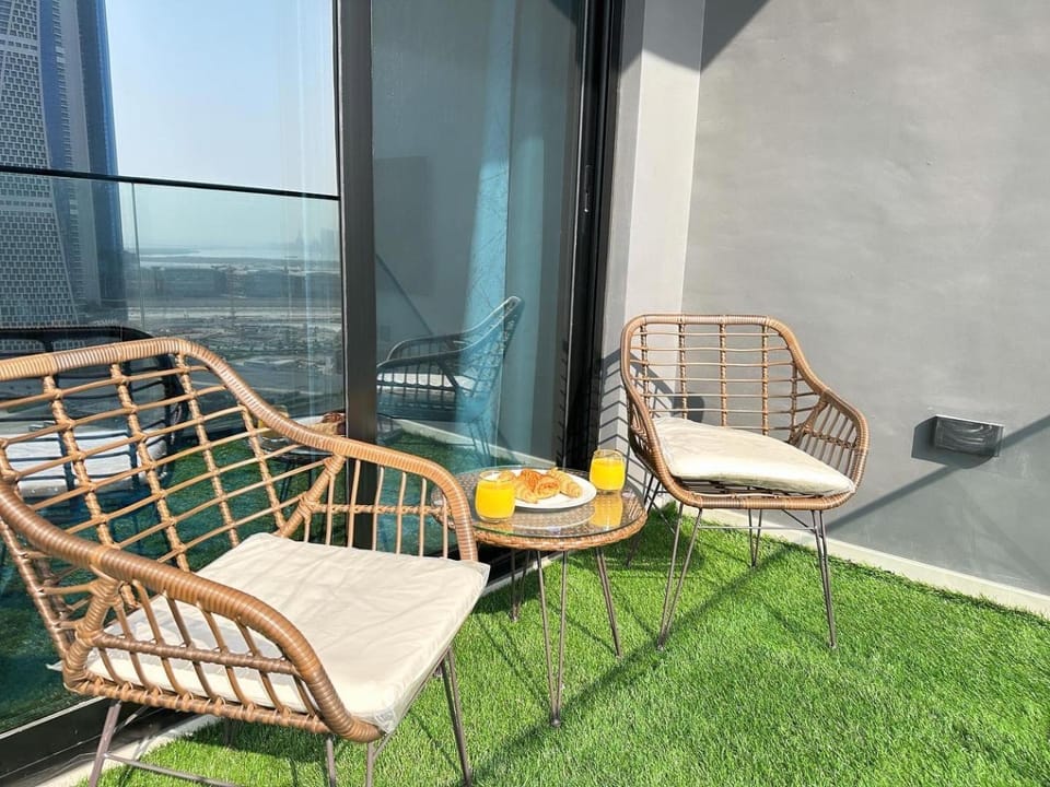 Binghatti canal luxury apartment with balcony Apartment in Dubai