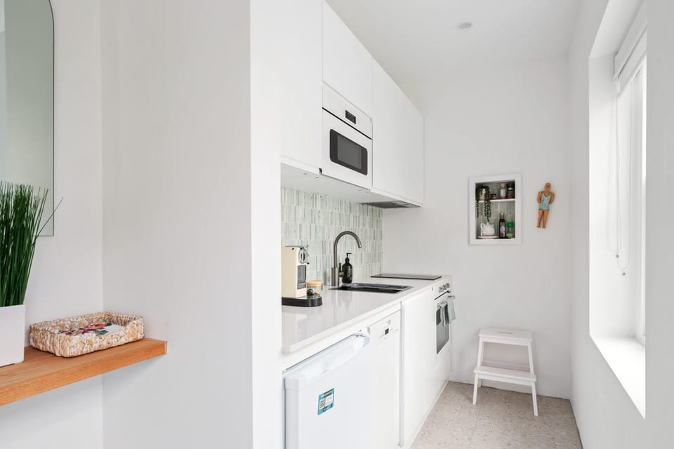 BGs at Bondi Apartment in Sydney