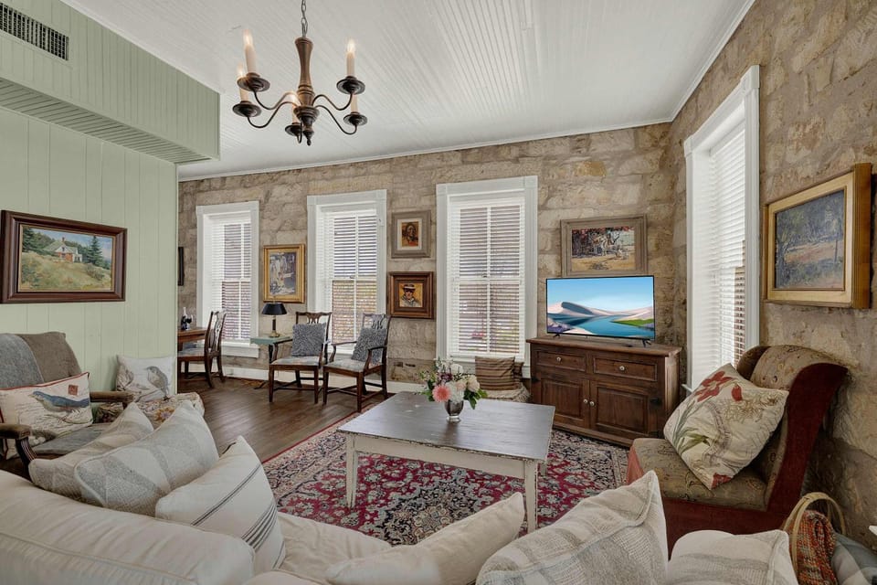 TV and multimedia, Living room, Seating area