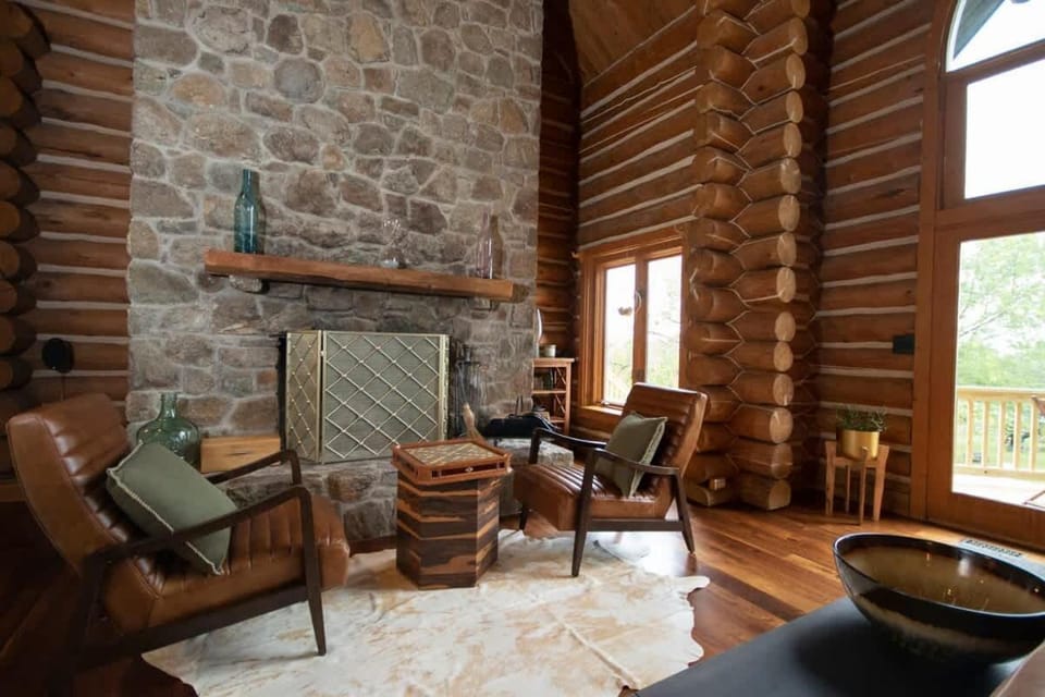 Vinewood Estate & Adventures Chalet in Shenandoah Valley
