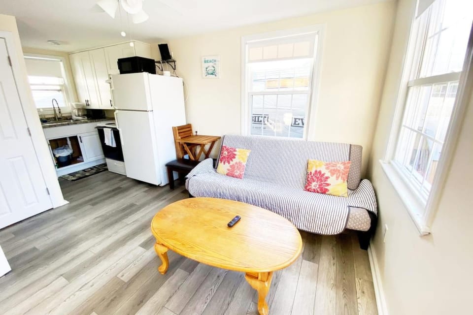Renovated 2Bd Cottage 10min walk to Beach House in Old Orchard Beach