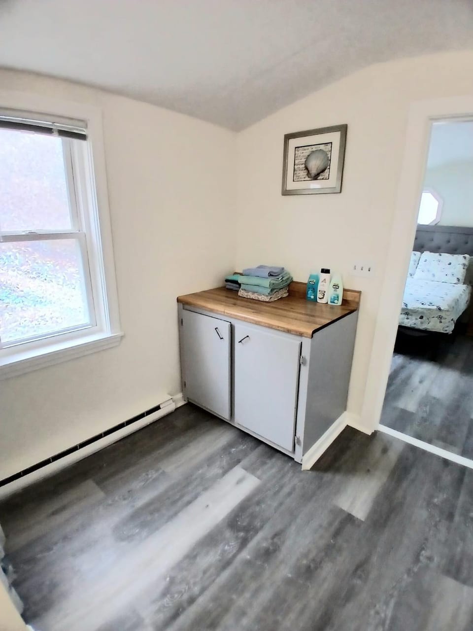 1 bedroom 7 min walk to beach Pets FREE Parking Apartment in Old Orchard Beach