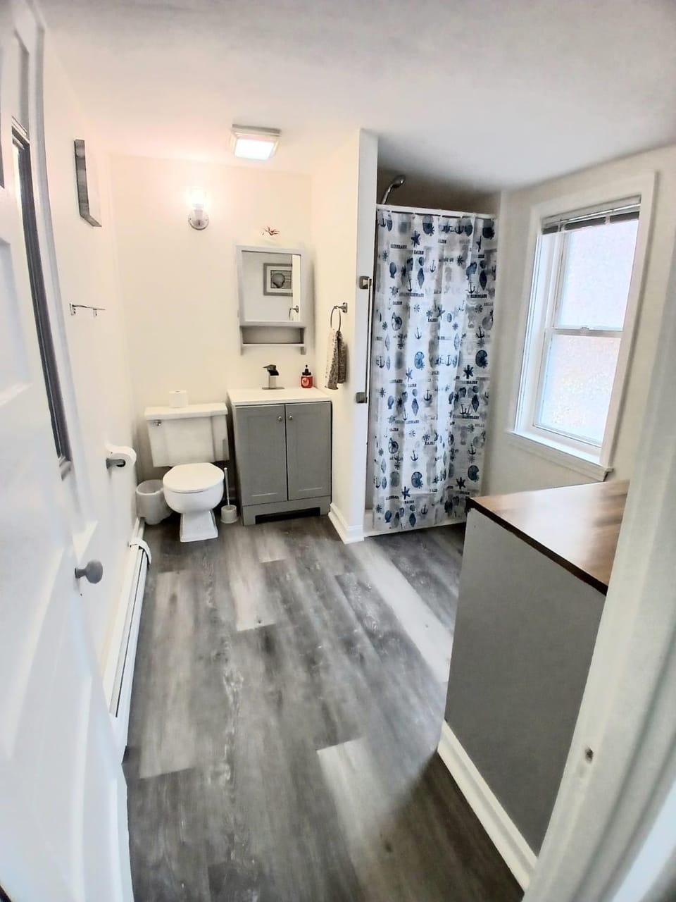 1 bedroom 7 min walk to beach Pets FREE Parking Apartment in Old Orchard Beach