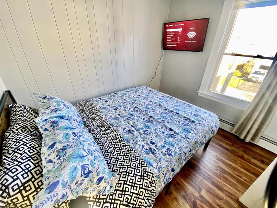 10 min to Beach 3BD Apt sleeps 7 Pet Friendly Apartment in Old Orchard Beach