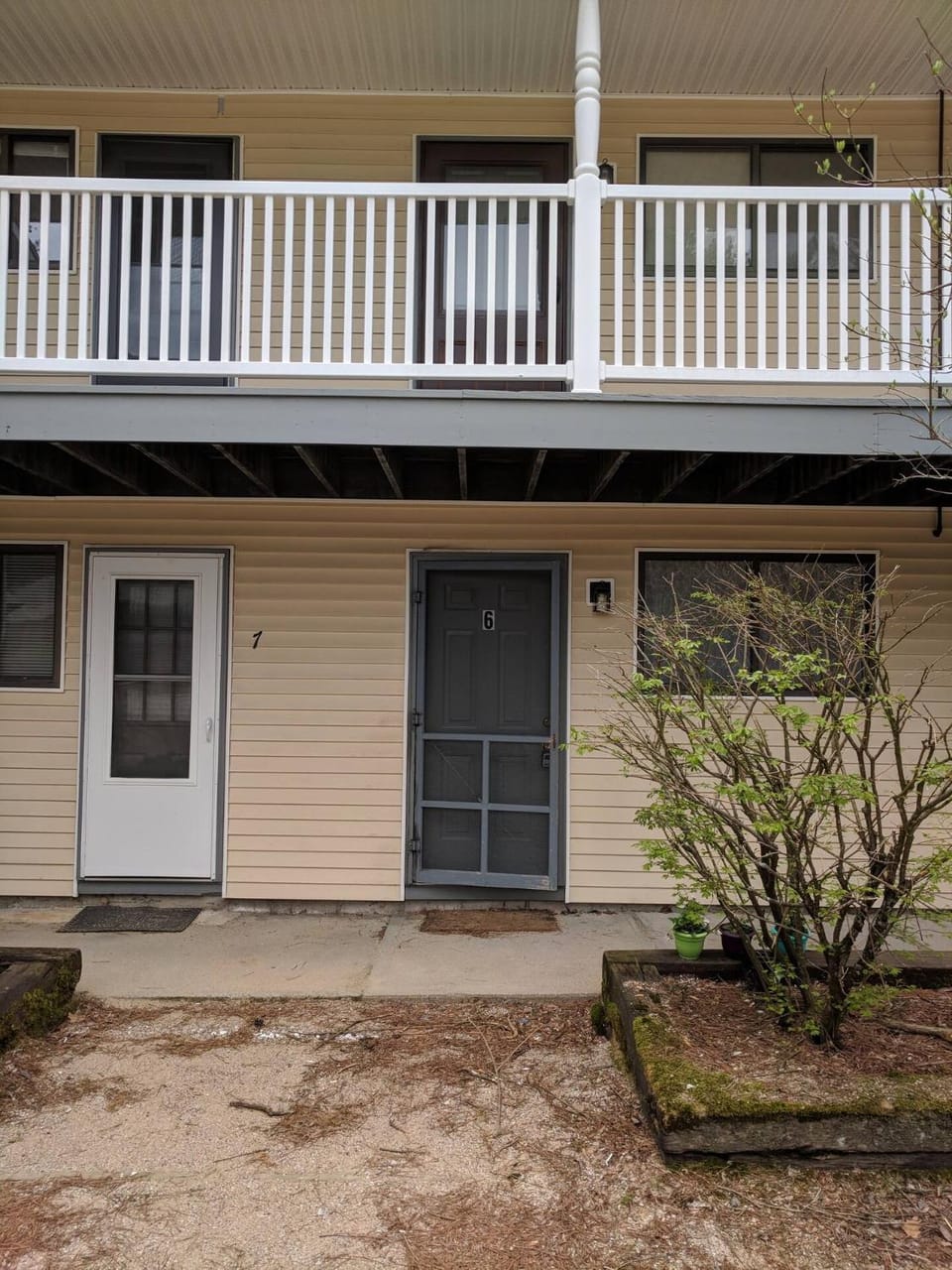 Condo Ideal location Ski, Shop, Hike House in North Conway