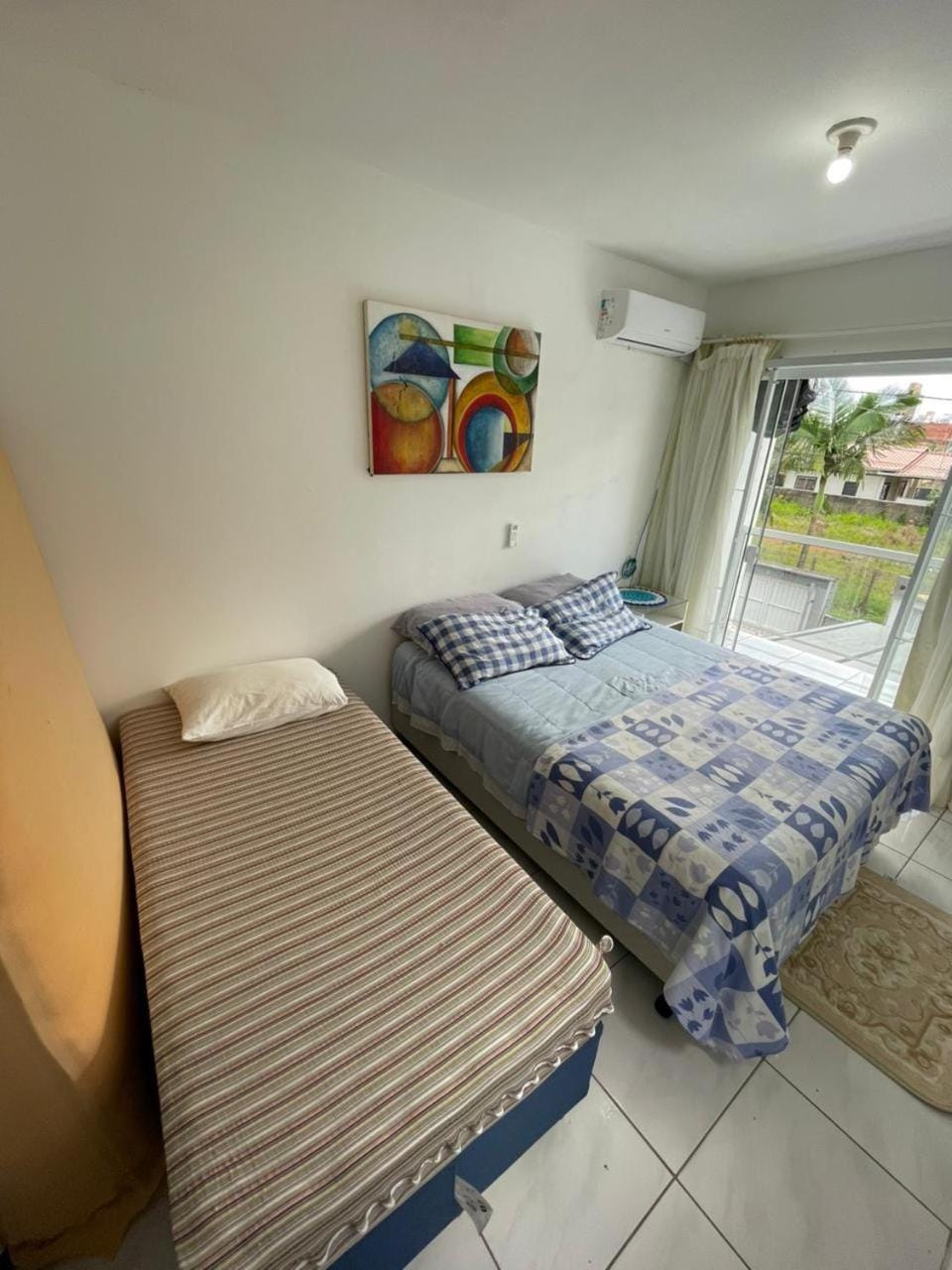 Bedroom, air conditioner