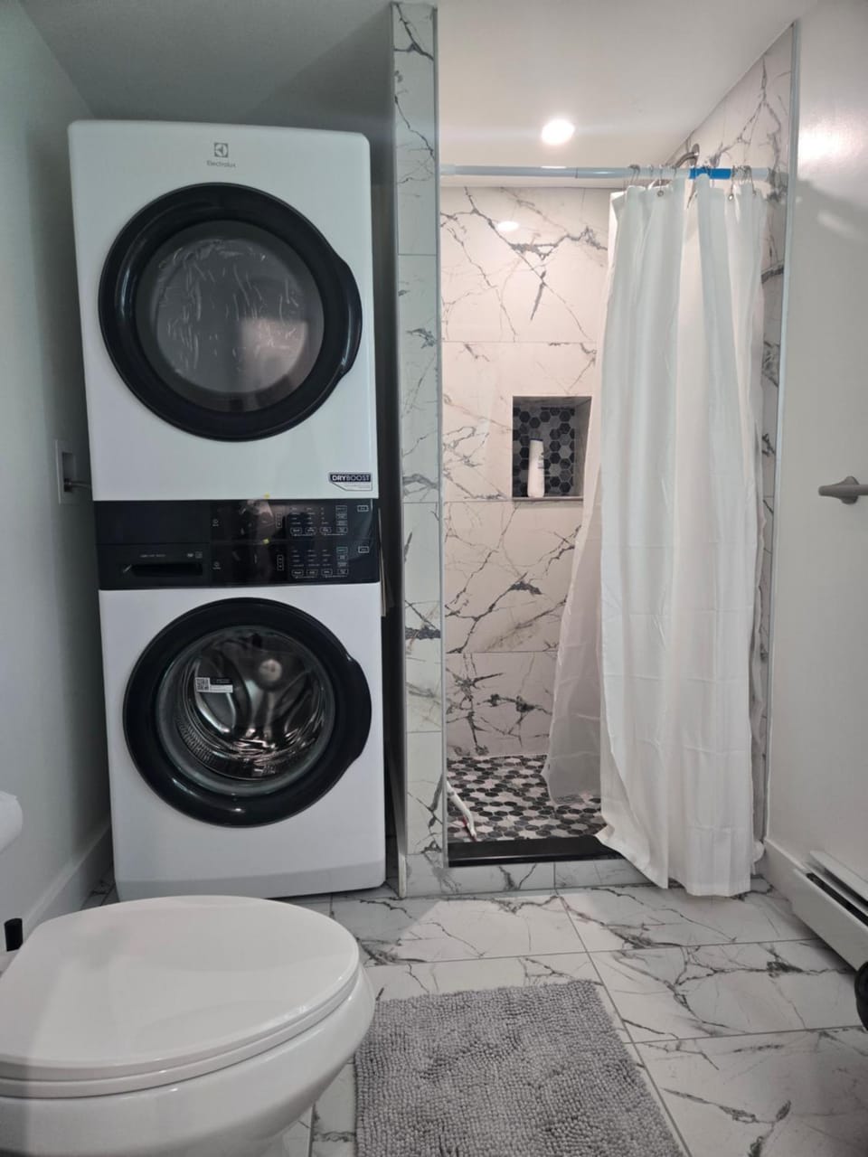 Shower, Toilet, Bathroom