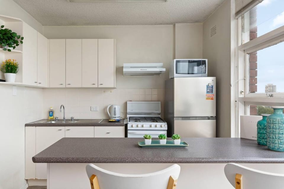 Kitchen or kitchenette, oven, stove