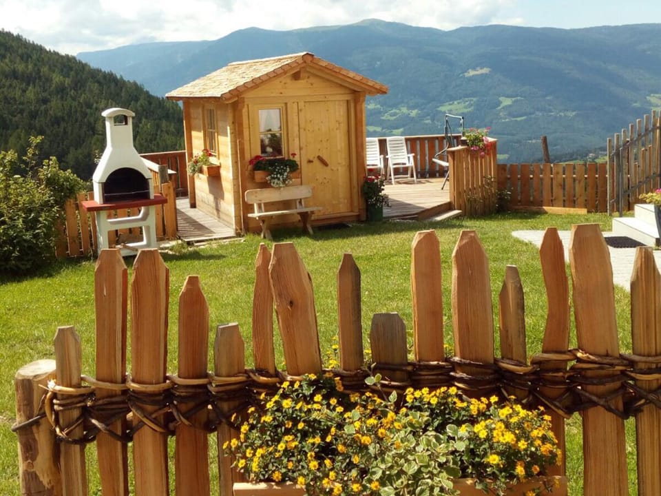 Children play ground, Mountain view