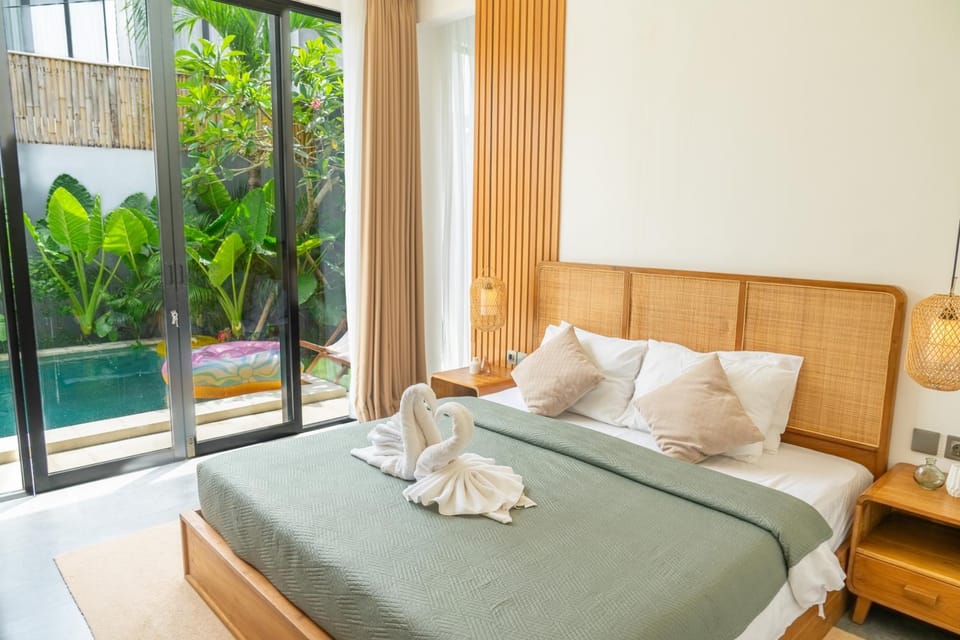 View (from property/room), Bedroom, towels