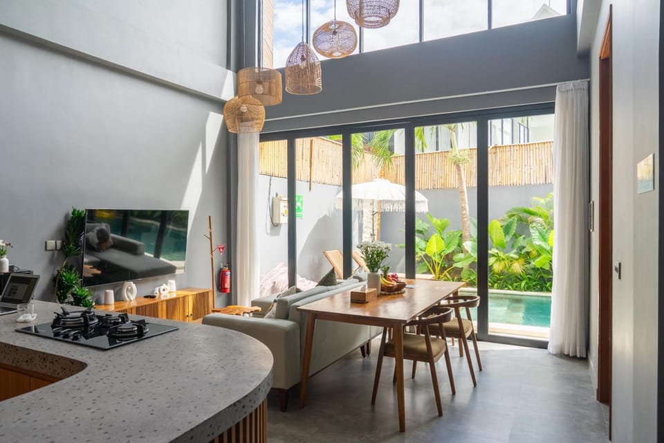 Kitchen or kitchenette, Food and drinks, Dining area, Food