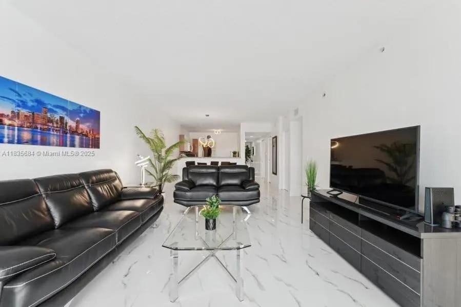 Marina Bay Club STR-0 Apartment in Sunny Isles Beach