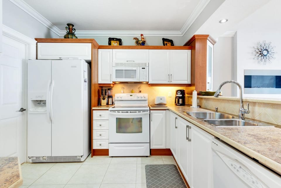Le Marina Bay 505 STR-02744 House in Sunny Isles Beach