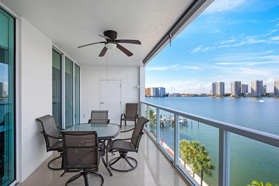 Le Marina Bay 603 STR-02736 House in Sunny Isles Beach
