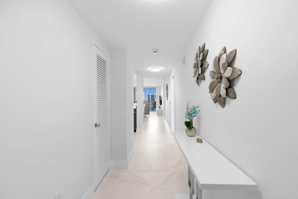 Le Marina Bay PH3 STR-01487 Apartment in Sunny Isles Beach