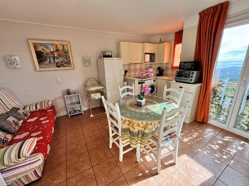 Appartement Climatisé, Animaux Acceptés, 3 km de la Plage - FR-1-768-133 Apartment in Sainte-Maxime