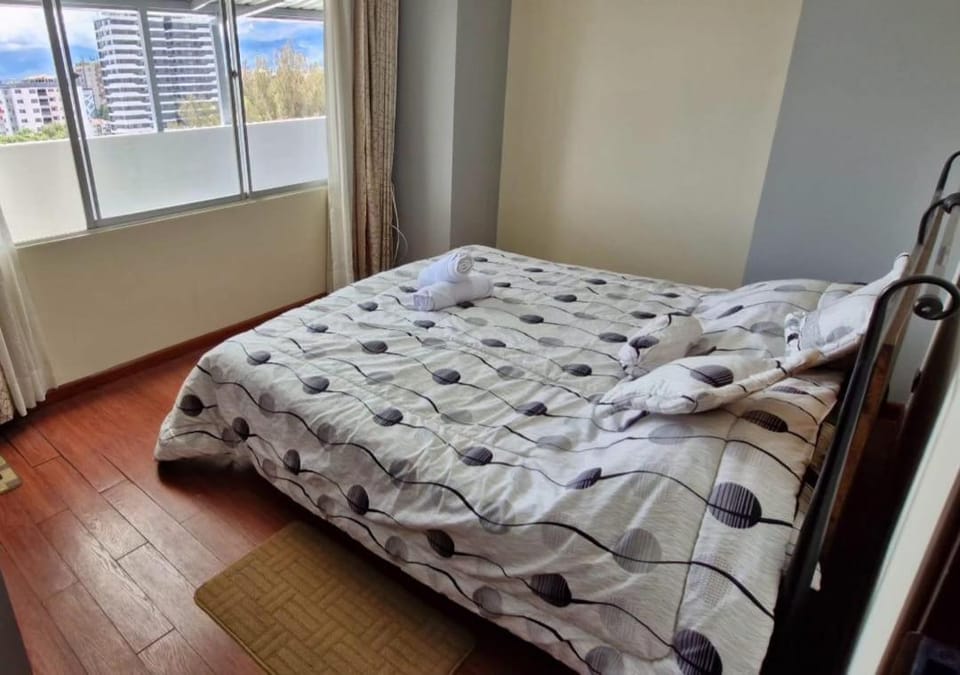 Depto familiar, grupos grandes en zona exclusiva Apartment in Cochabamba