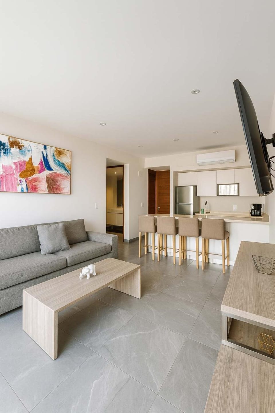Two-Bedroom Apartment near 5th Ave and Gym House in Playa del Carmen