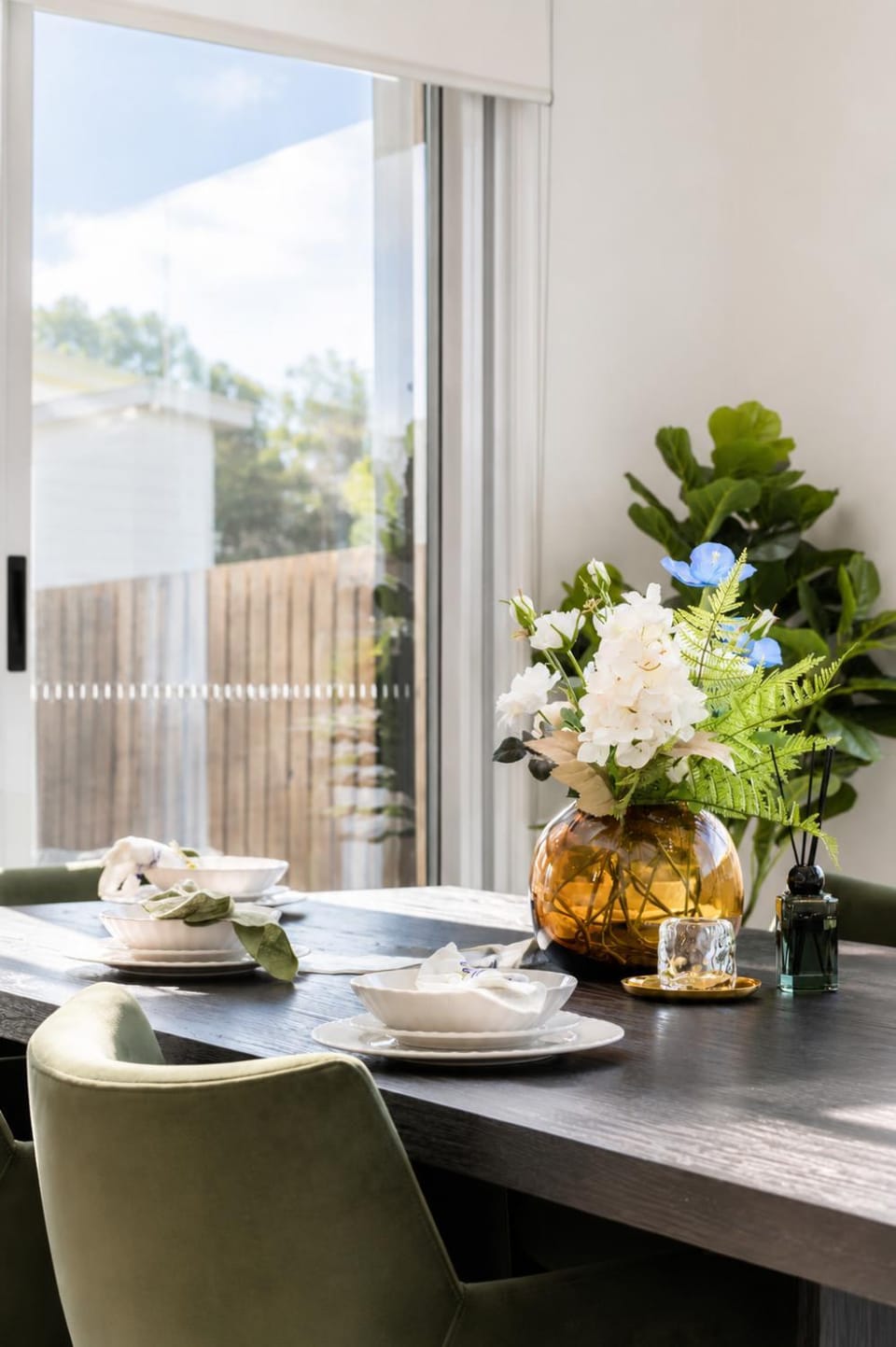 Decorative detail, Seating area, Dining area, Garden view