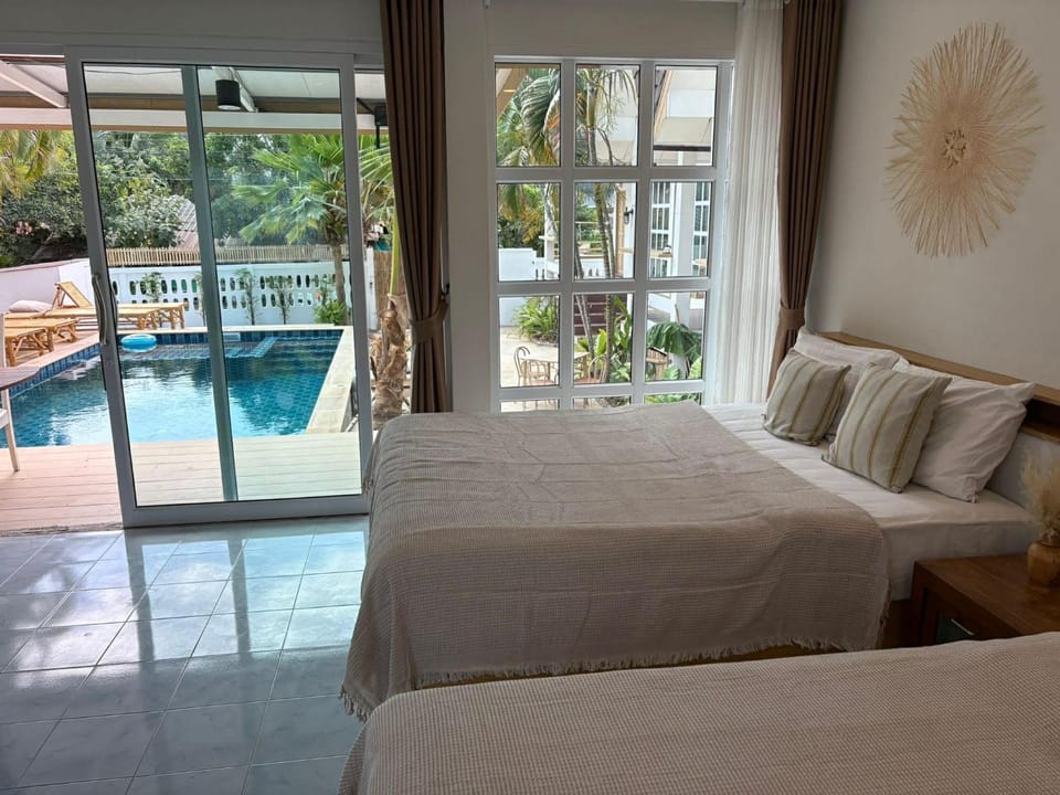 Penn house with shared pool Country House in Sala Dan