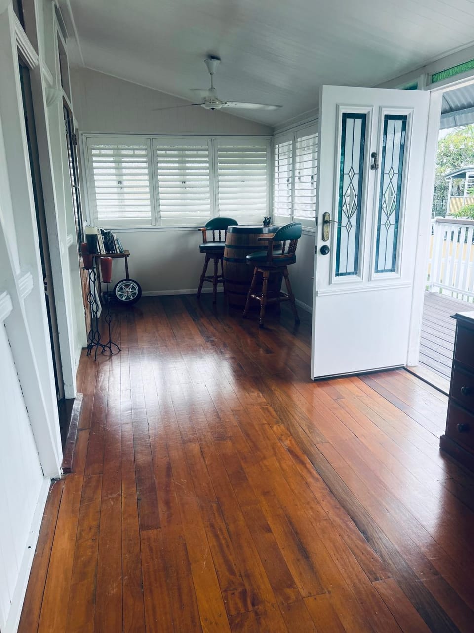 Lounge or bar, Seating area