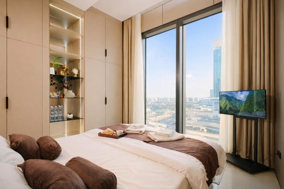 Bed, TV and multimedia, Photo of the whole room, Bedroom, wardrobe