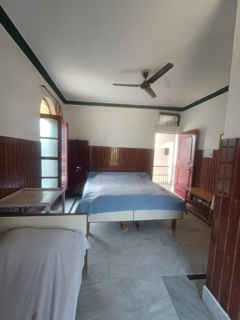 Lakmi Homestay Bed and Breakfast in Rishikesh