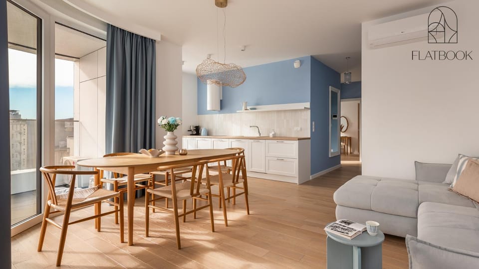 Bed, Kitchen or kitchenette, Living room, Photo of the whole room, Dining area, air conditioner