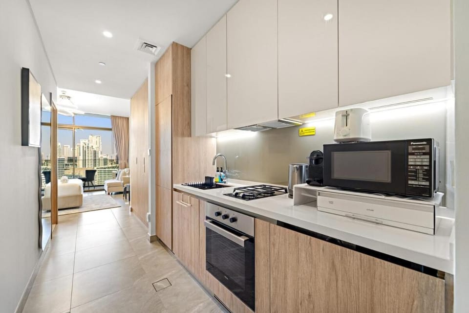 FIRST CLASS Studio Relaxing Canal View Apartment in Dubai