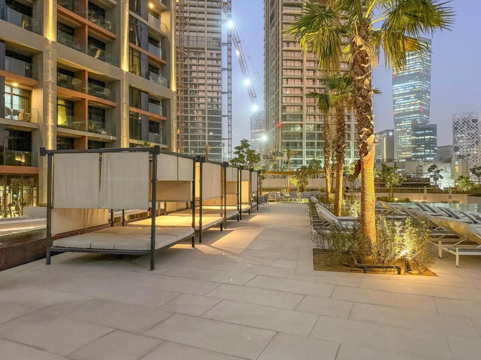 FIRST CLASS Studio Relaxing Canal View Apartment in Dubai