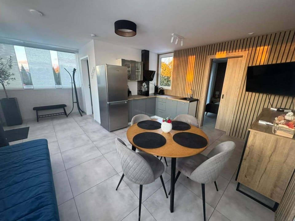 Tęczowy Domek 2 Balia z hydromasażem Apartment in West Pomeranian Voivodeship, Poland