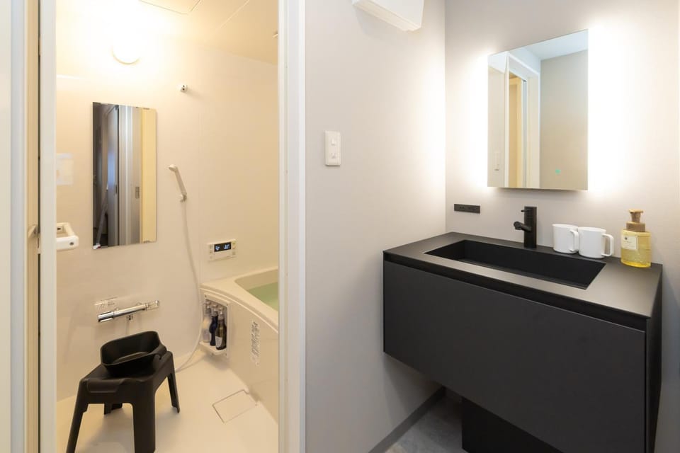 Bathroom, Bath