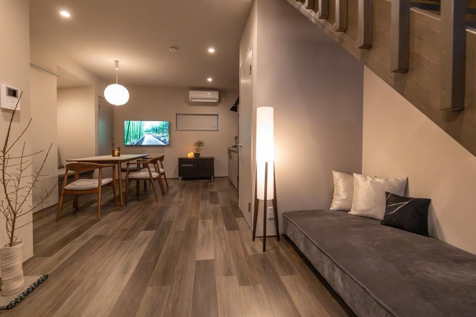 Living room, Dining area