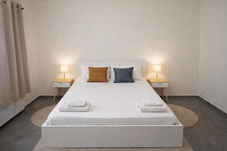 Central Brussels Spacious 2BR near Grand Place 1 Apartment in Brussels