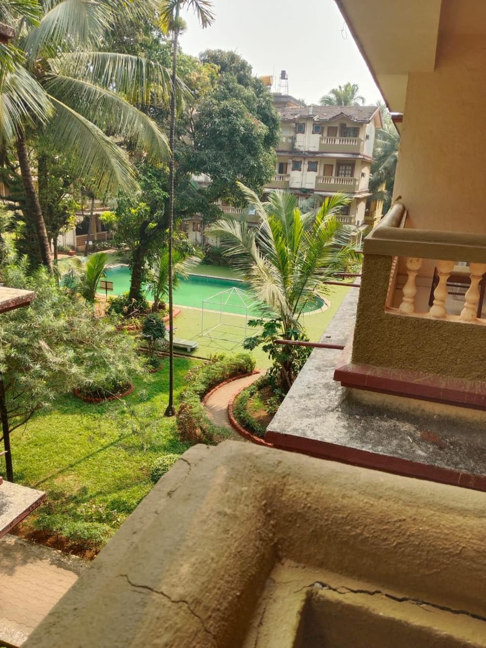 Property building, Patio, Spring, Day, Natural landscape, Billiard, Garden, View (from property/room), View (from property/room), Balcony/Terrace, Living room, Seating area, Garden view, Pool view, Swimming pool