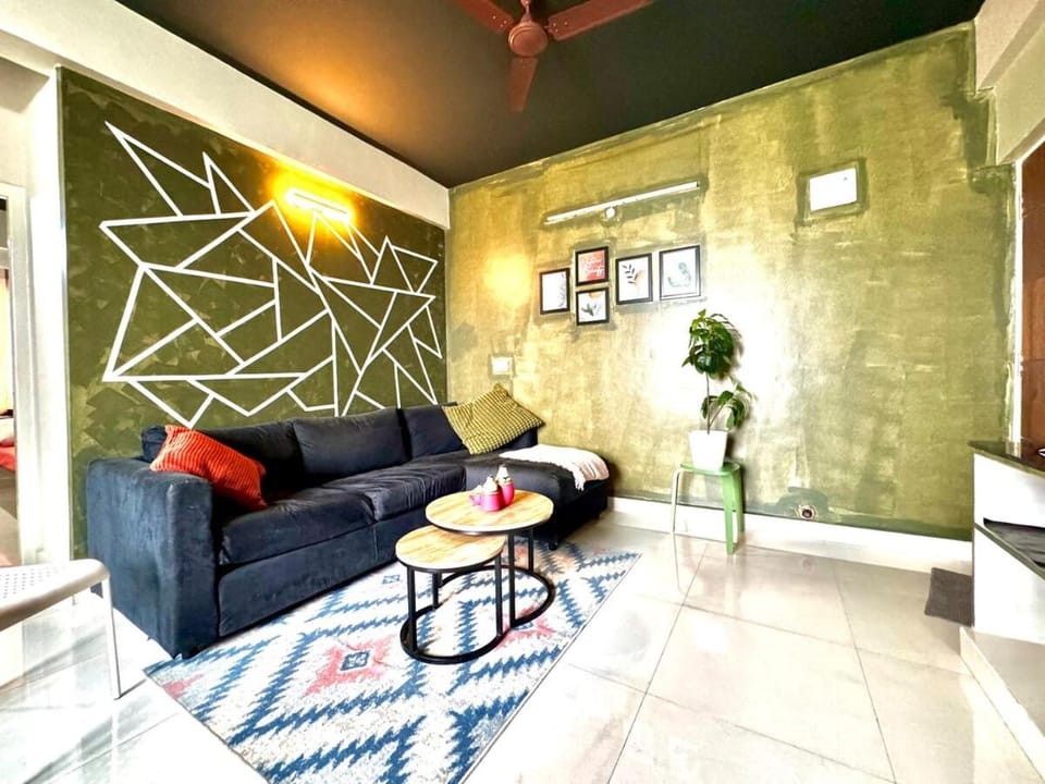 407 Airy King Bed Full Kitchen One Bed room Apartment in Bengaluru