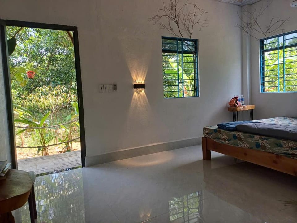 Rustic Homestay Lucky Home , 3 bedrooms, near the forest & near the sea Villa in Phu Quoc