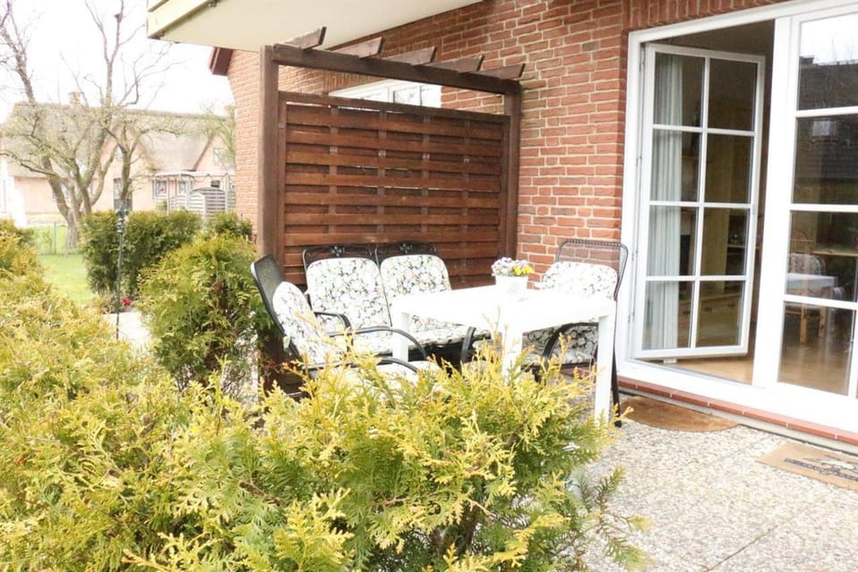 Property building, Garden view