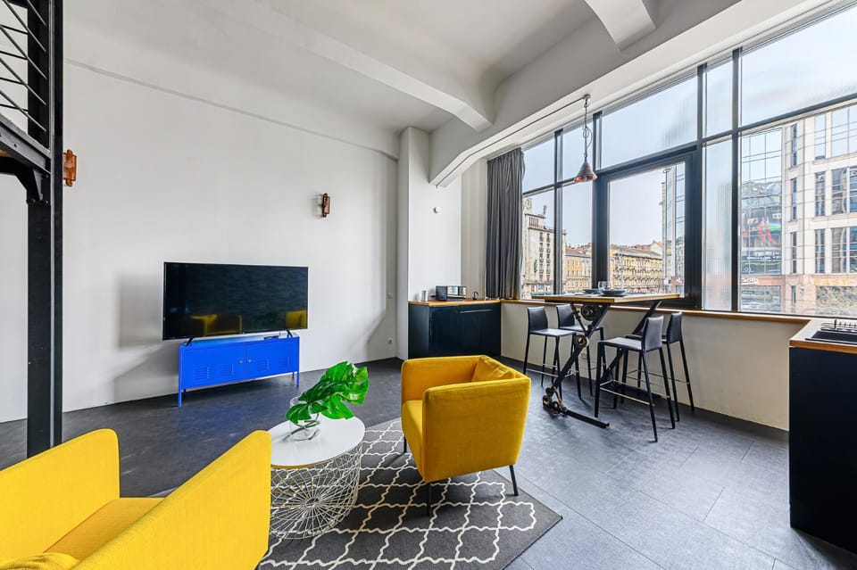 Communal lounge/ TV room, TV and multimedia, Living room