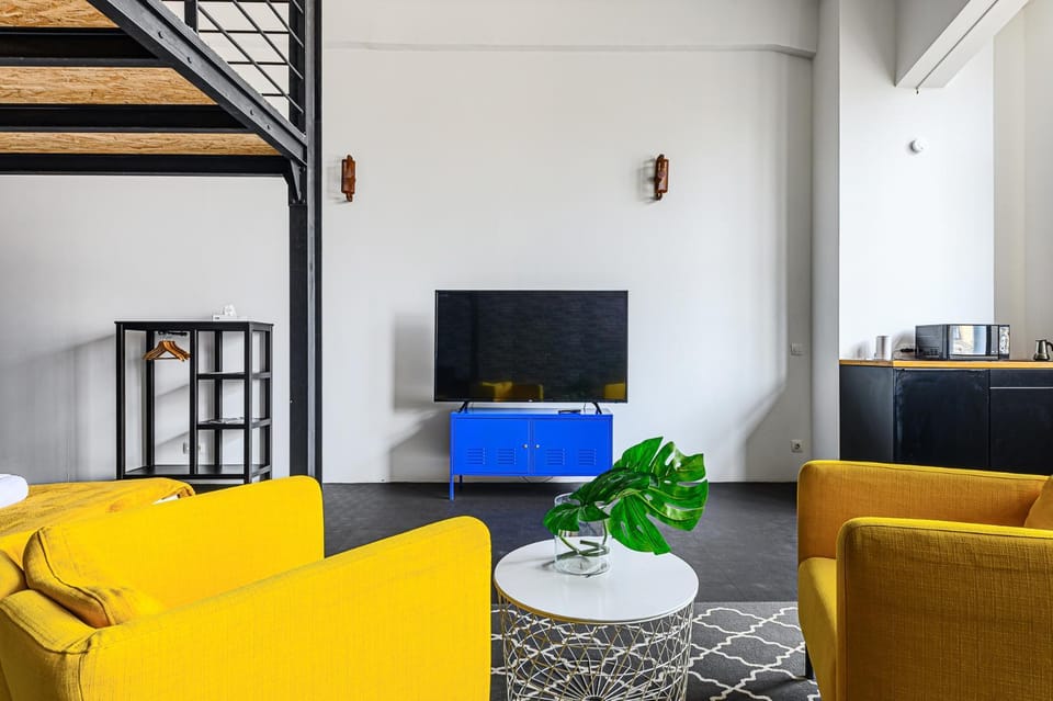 TV and multimedia, Living room