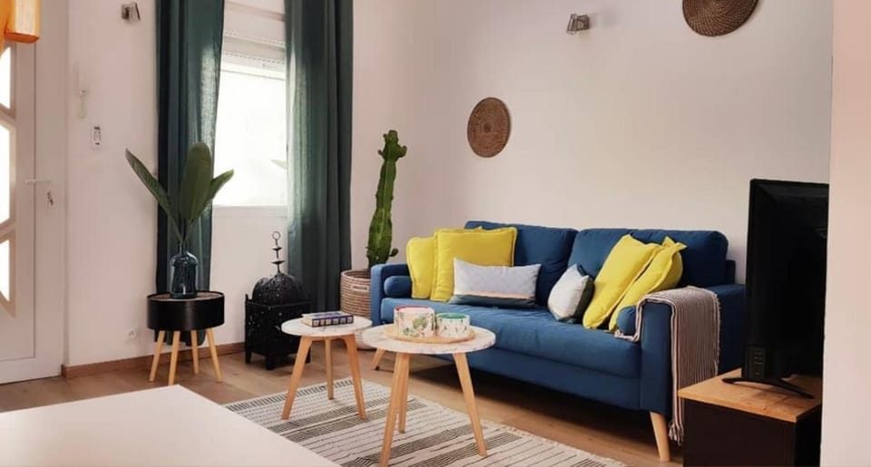 Charmant duplexe dans maison de cour Apartment in Marseille